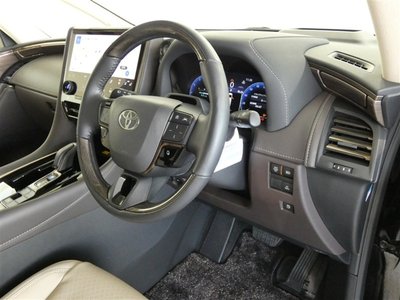 2023 Toyota ALPHARD — фото 3