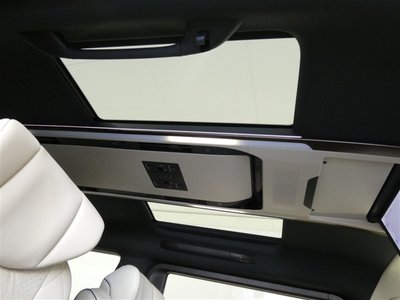 2023 Toyota ALPHARD — фото 5
