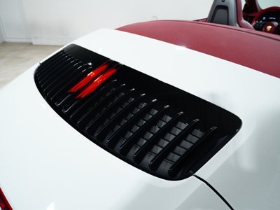 صورة 9 لـ 2020 Porsche 911