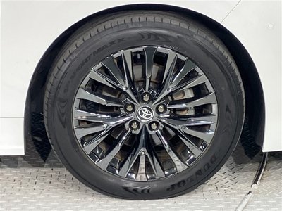 صورة 30 لـ 2023 Toyota VELLFIRE