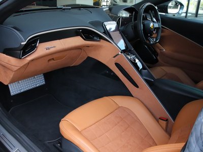 2024 Ferrari ROMA — миниатюра 25