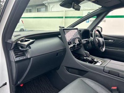 2024 Toyota ALPHARD 照片 18