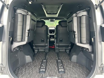 2024 Toyota ALPHARD 照片 29