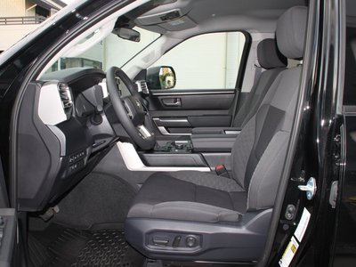 صورة 12 لـ 2024 Toyota TUNDRA