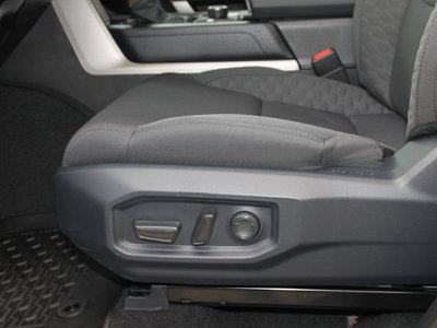 صورة 14 لـ 2024 Toyota TUNDRA