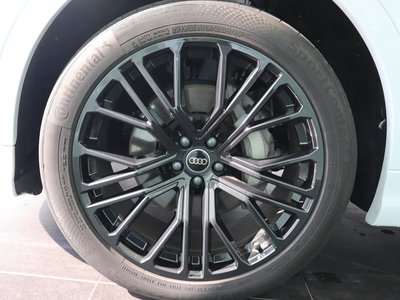 صورة مصغرة 134 لـ 2024 AUDI Q8