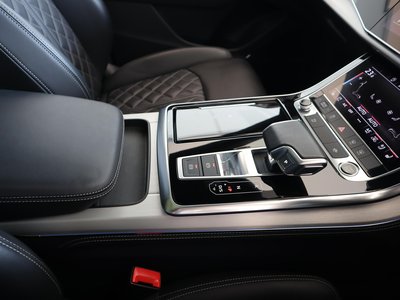 صورة مصغرة 64 لـ 2024 AUDI Q8