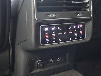 صورة مصغرة 27 لـ 2024 AUDI Q8