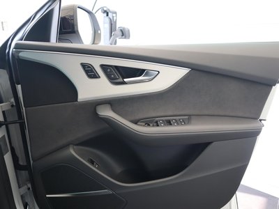 صورة مصغرة 78 لـ 2024 AUDI Q8