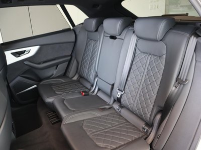صورة مصغرة 28 لـ 2024 AUDI Q8