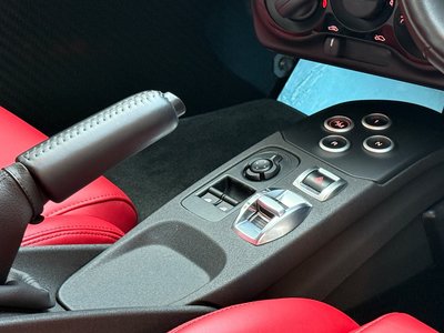 صورة 16 لـ 2016 ALFA Romeo 4C SPIDER