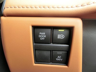 2023 Toyota VELLFIRE photo 25
