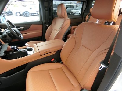 2023 Toyota VELLFIRE photo 11