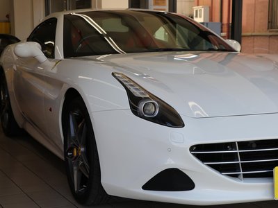 2015 Ferrari CALIFORNIA T — фото 7
