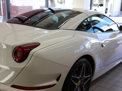 2015 Ferrari CALIFORNIA T — фото 14