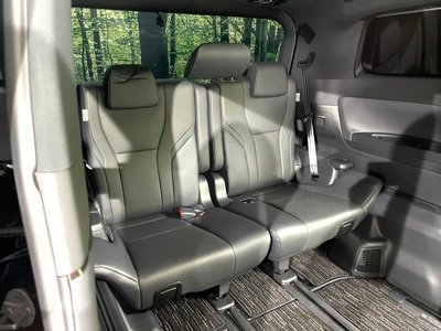 2023 Toyota ALPHARD — фото 11