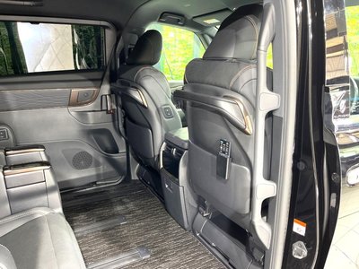 2023 Toyota ALPHARD — фото 48