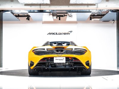 2025 Mclaren 750S SPIDER thumbnail 17