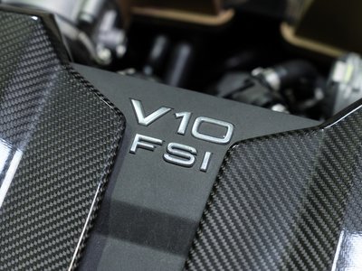 2019 AUDI R8 thumbnail 38