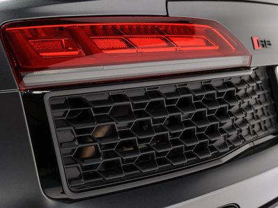 2019 AUDI R8 thumbnail 35