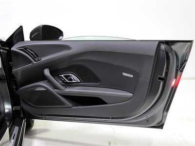 2019 AUDI R8 thumbnail 41