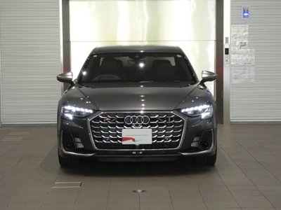 2025 AUDI S8 — миниатюра 16