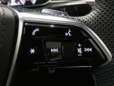 2025 AUDI S8 — миниатюра 24