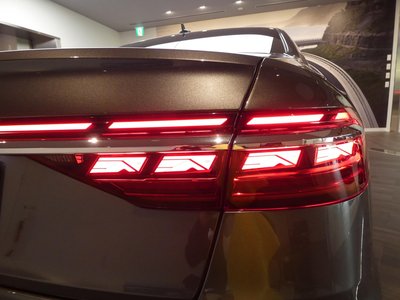 2025 AUDI S8 — миниатюра 188