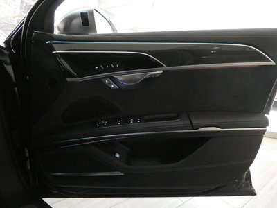 2025 AUDI S8 — миниатюра 42