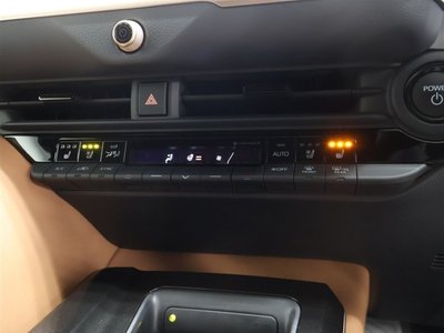 2023 Toyota CROWN SPORT 照片 22