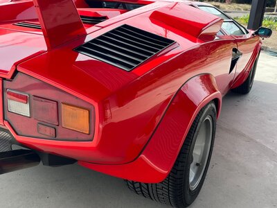 صورة 8 لـ 1987 Lamborghini COUNTACH