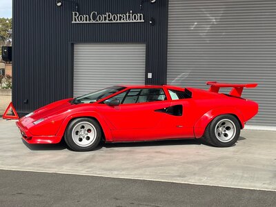 صورة 2 لـ 1987 Lamborghini COUNTACH