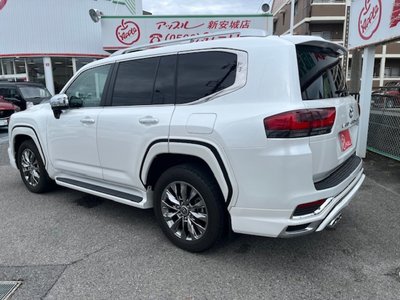 2024 Toyota LAND CRUISER 300 — миниатюра 15