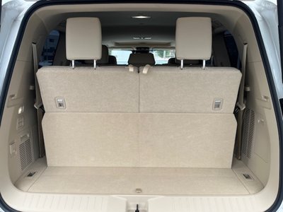 2024 Toyota LAND CRUISER 300 — миниатюра 32