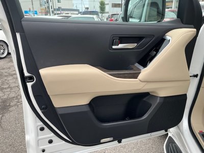 2024 Toyota LAND CRUISER 300 — миниатюра 29