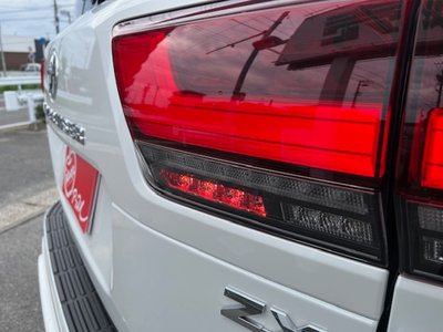 2024 Toyota LAND CRUISER 300 — миниатюра 59