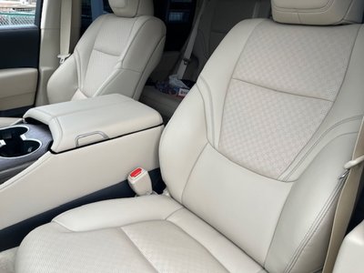 2024 Toyota LAND CRUISER 300 — миниатюра 48