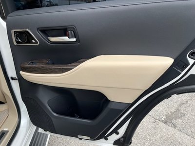 2024 Toyota LAND CRUISER 300 — миниатюра 28
