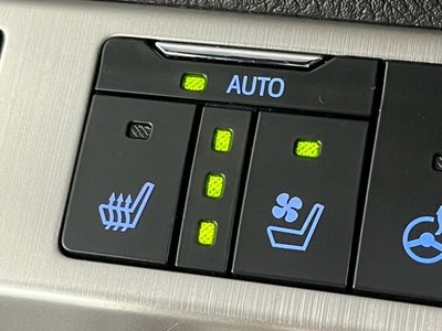 2016 Toyota LAND CRUISER 200 — фото 38