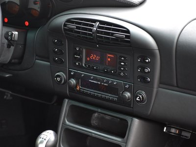 2001 Porsche 911 — миниатюра 8