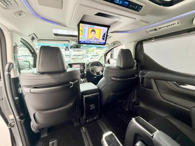 2023 Toyota ALPHARD — фото 43