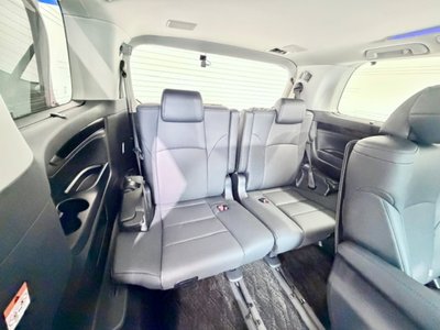 2023 Toyota ALPHARD — фото 6