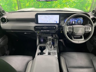 2025 Toyota LAND CRUISER 250 photo 2