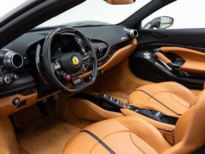 2022 Ferrari F8 SPIDER — фото 3