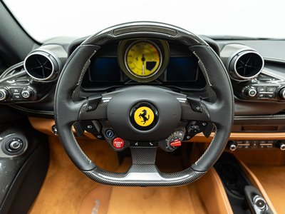 2022 Ferrari F8 SPIDER — фото 14