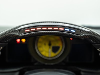 2022 Ferrari F8 SPIDER — фото 15