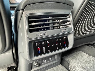 2020 AUDI Q8 thumbnail 41