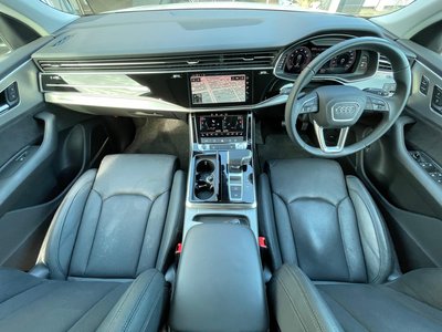 2020 AUDI Q8 photo 6