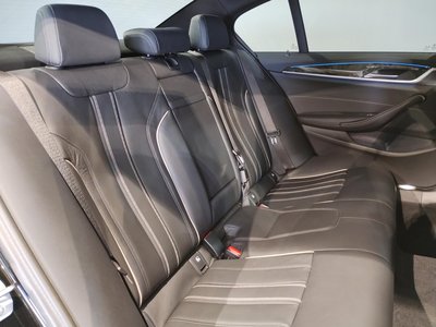2023 BMW 5 SERIES — фото 16