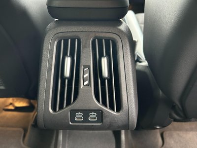 2024 BMW X2 thumbnail 35